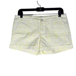 American Eagle Womens Yellow White Aztec Midi Stretch Shorts Size 4